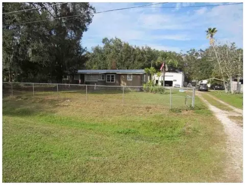 12106 Edgeknoll Dr, Riverview, FL 33579
