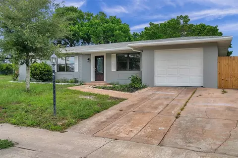 1078 Stillwater Ave, Spring Hill, FL 34606