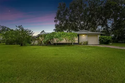 4903 Armor Rd, Plant City, FL 33567