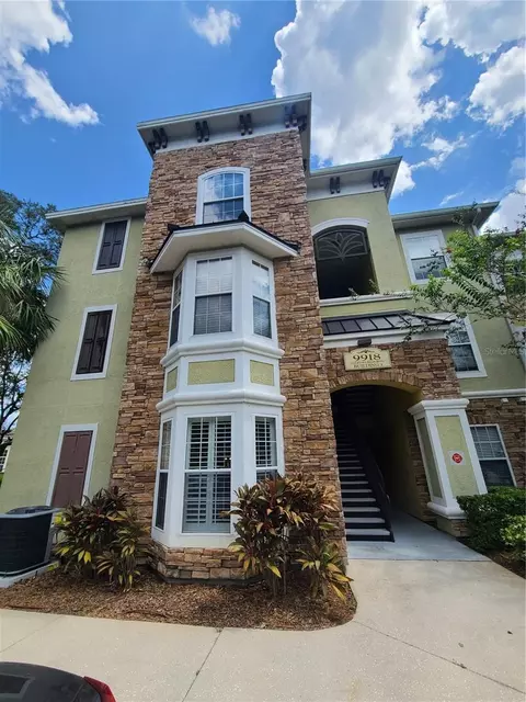 9918 Courtney Palms Blvd #103, Tampa, FL 33619
