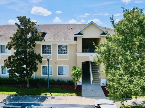 9505 Grovedale Cir #201, Riverview, FL 33578