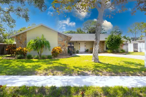 120 Tendring Cir, Palm Harbor, FL 34683