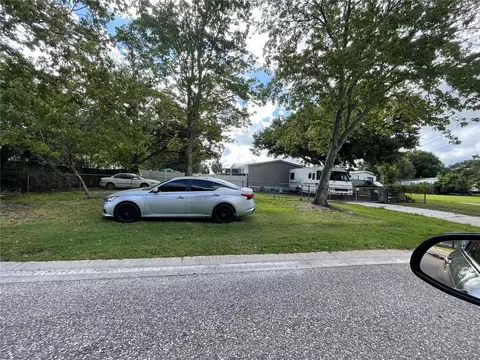 5008 Dacca Dr, Tampa, FL 33619