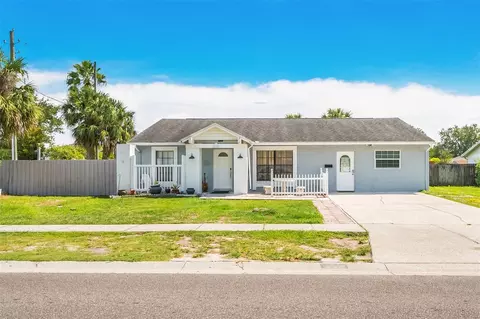 6702 Rosemary Dr, Tampa, FL 33625