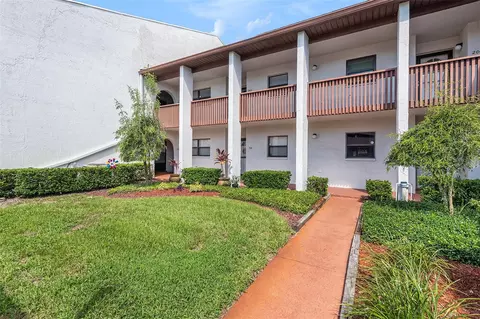 7623 Radcliffe Cir # 202, Port Richey, FL 34668