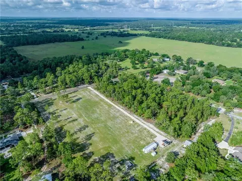 8799 W Pine Bluff St, Crystal River, FL 34428