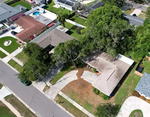 1229 Lorie Cir, Brandon, FL 33510