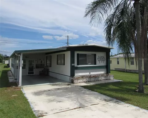 5238 Betty St, Zephyrhills, FL 33542