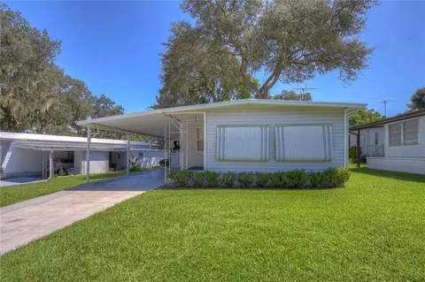 6128 Ridgewood Dr, Zephyrhills, FL 33542