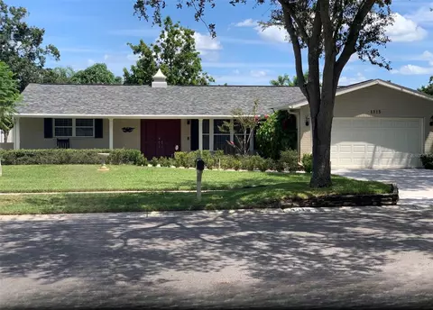 1315 Village Ct, Brandon, FL 33511