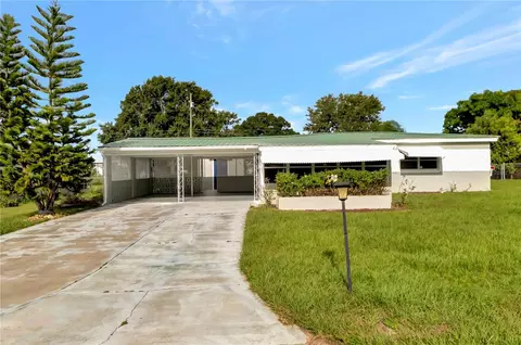 506 Thomas Ave, Frostproof, FL 33843