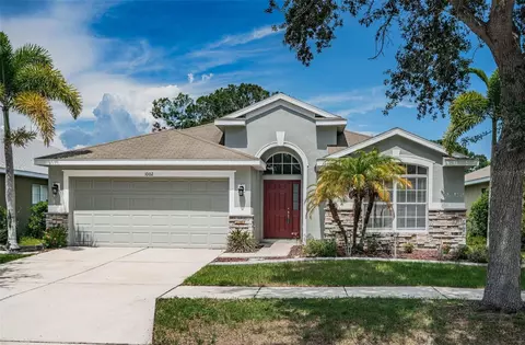 1002 Barclay Wood Dr, Ruskin, FL 33570