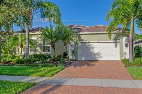 5070 Stone Harbor Cir, Wimauma, FL 33598