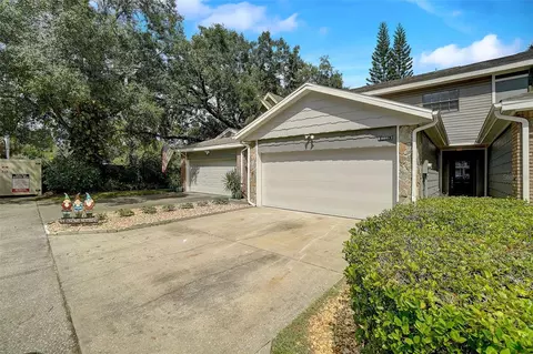 9821 Brownstone Dr, Tampa, FL 33612