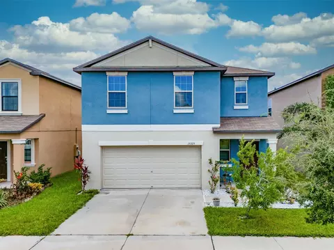 15325 Broad Brush Dr, Sun City Center, FL 33573