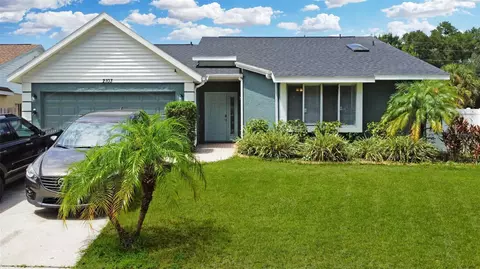 2103 Darlington Oaks Dr, Seffner, FL 33584