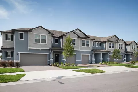 5745 Hawks Town Way, Lithia, FL 33547