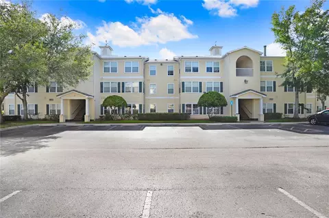 18107 Back Stretch Ln #18107, Tampa, FL 33647