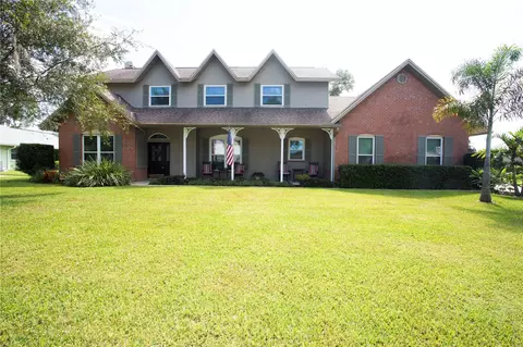 2910 Barret Ave, Plant City, FL 33566