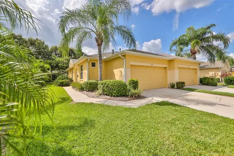 1242 Fairway Greens Dr, Sun City Center, FL 33573