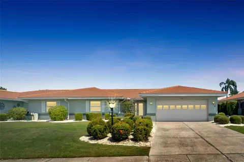 1615 Weatherford Dr, Sun City Center, FL 33573