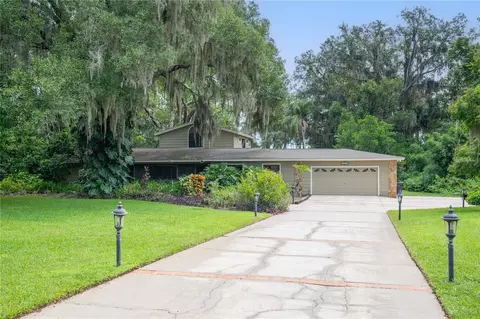 16207 Indian Mound Rd, Tampa, FL 33618