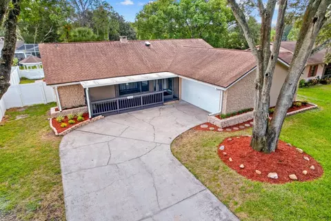 17606 Clovercreek Pl, Lutz, FL 33549