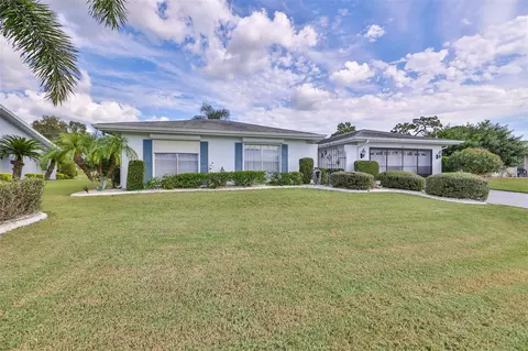 233 Amesbury Cir, Sun City Center, FL 33573