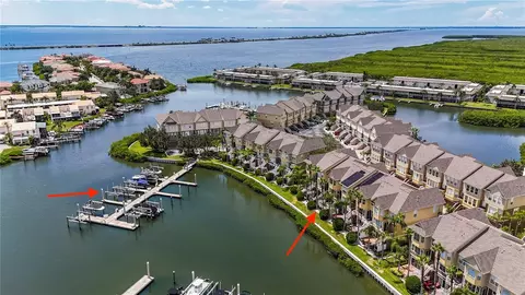 4321 Spinnaker Cove Ln, Tampa, FL 33615