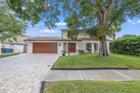 6723 Twelve Oaks Blvd, Tampa, FL 33634