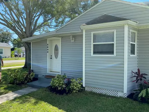 5600 42nd St N, Saint Petersburg, FL 33714