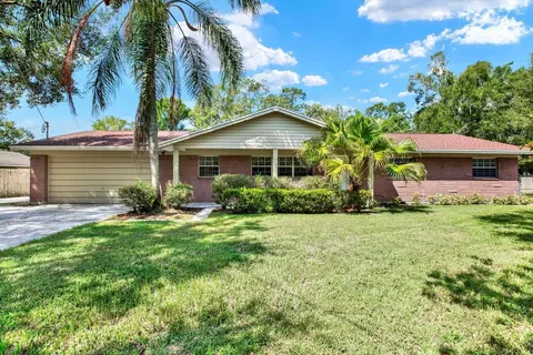 17324 Lynnette Dr, Lutz, FL 33549