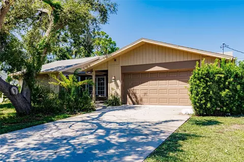 595 E Baffin Dr, Venice, FL 34293 photo 1
