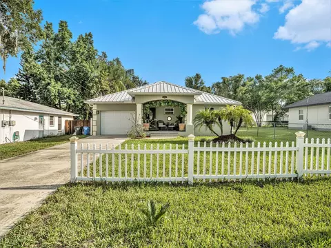 203 Virginia Ave, Seffner, FL 33584