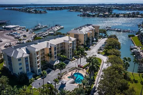 423 150th Ave #1306, Madeira Beach, FL 33708