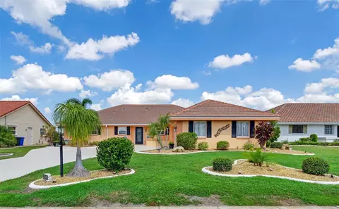 1958 Wolf Laurel Dr, Sun City Center, FL 33573