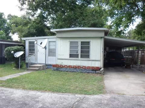 35107 Glosson Cir, Zephyrhills, FL 33541