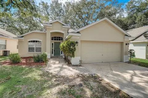 4636 Whispering Park Ln, Tampa, FL 33614