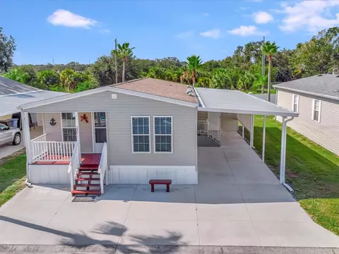 226 S Port Royal Ln, Apollo Beach, FL 33572