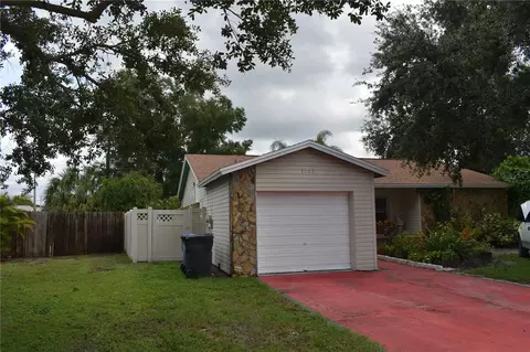 1032 Bridlewood Way, Brandon, FL 33511