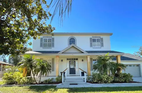 928 Bunker View Dr, Apollo Beach, FL 33572