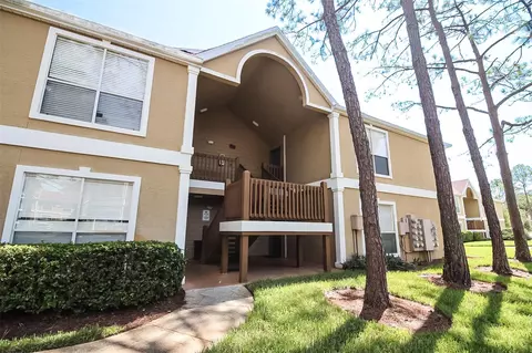 9481 Highland Oak Dr #716, Tampa, FL 33647