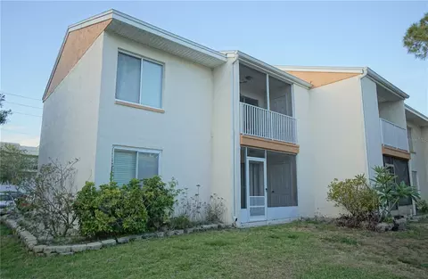 504 100th Ave N #104, Saint Petersburg, FL 33702