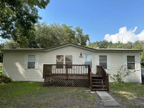 1001 Grandaddy Ln, Lutz, FL 33548
