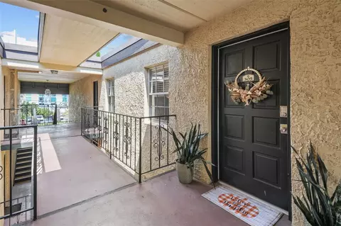 5304 W Kennedy Blvd #305, Tampa, FL 33609