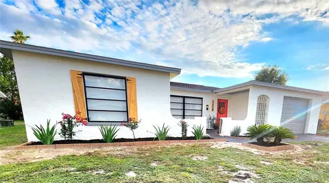 7118 Vista Way, Port Richey, FL 34668