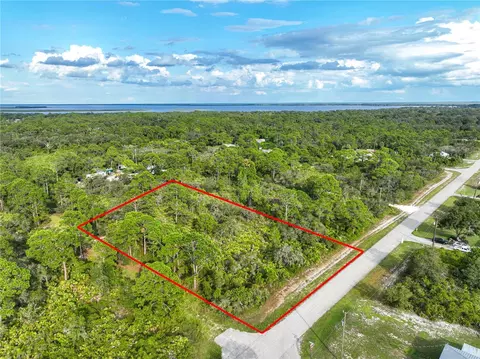 435 Nichele Blvd, Lake Placid, FL 33852