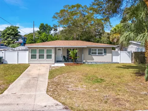 2148 Capri Dr, Clearwater, FL 33763