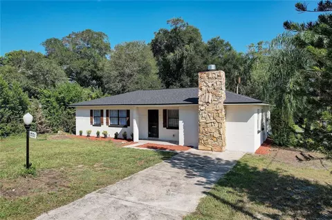 1701 W Followthru Dr, Tampa, FL 33612