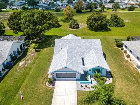1102 El Rancho Dr, Sun City Center, FL 33573